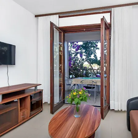 Rubin-7 By Interhome Apartment *